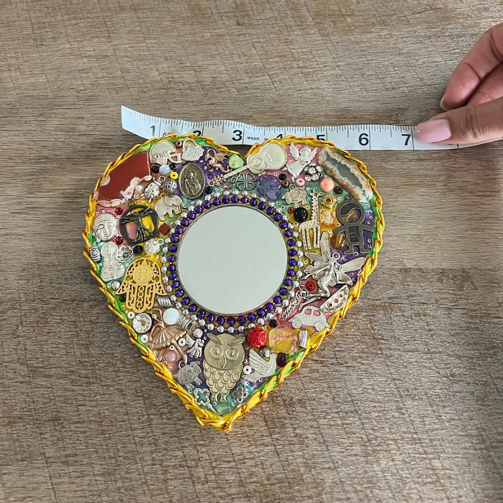 Handcrafted Heart Mirror – Unique Mexican Folk Art Decor, One-of-a-Kind✨ - Picture 7 of 7